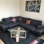 Apartment A&h *
